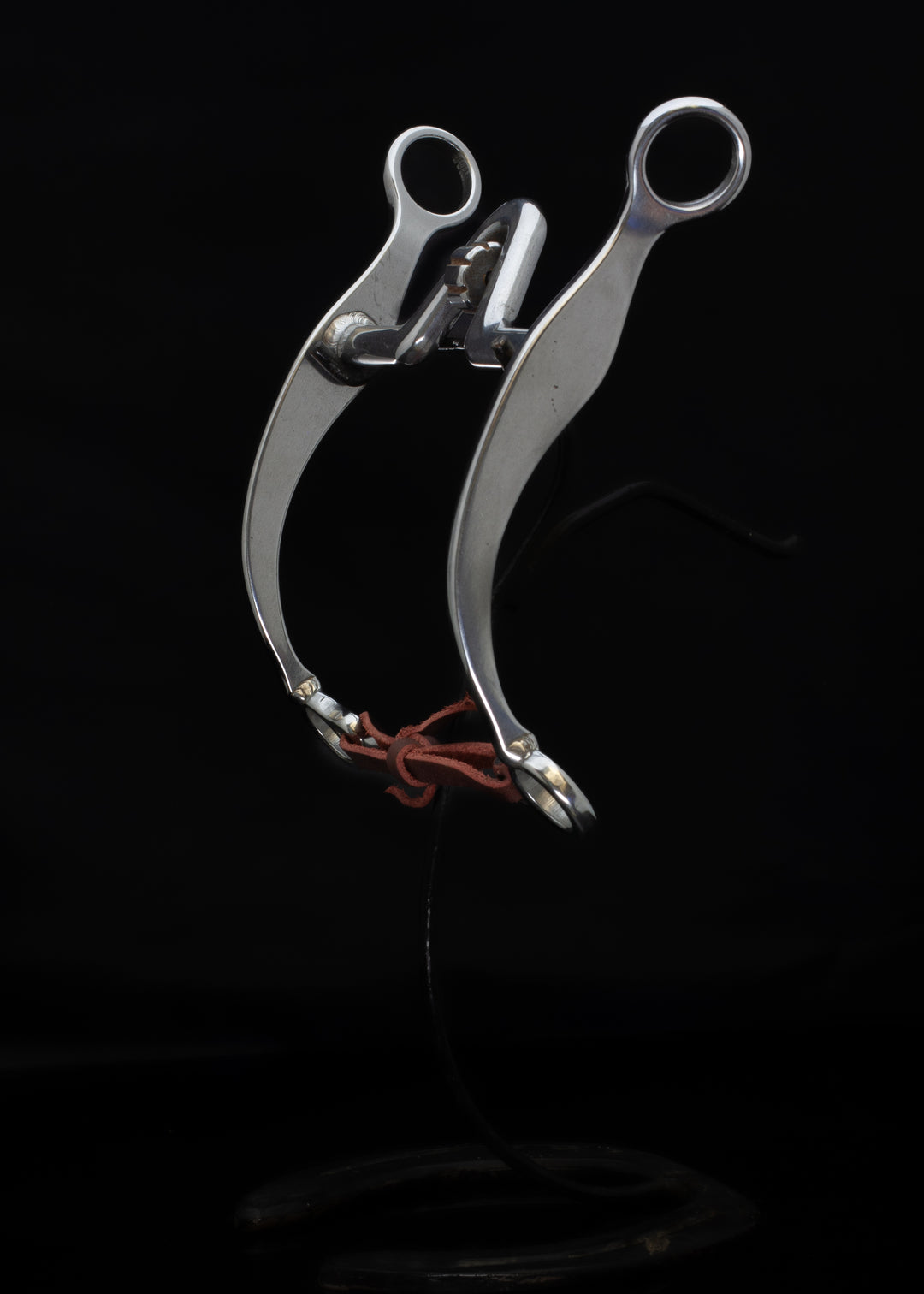 Futurity Solid RR Cricket W/ Hobble