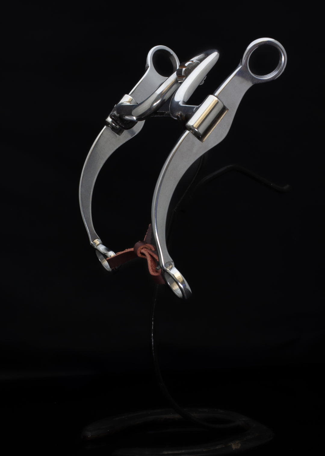 Futurity Swivel Pecos Cricket W/ Hobble